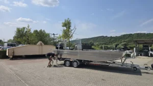 C-Fusion — das große Guidingboot von Waller Fishing Tours